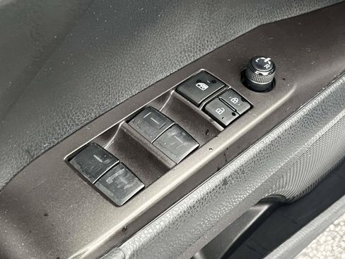 Used 2024 Toyota Camry SE FWD image 16