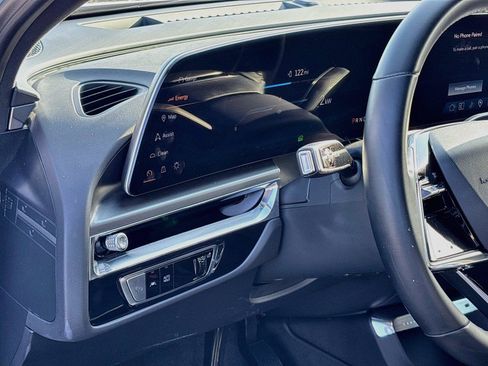 Used 2024 Cadillac Lyriq Tech RWD image 10