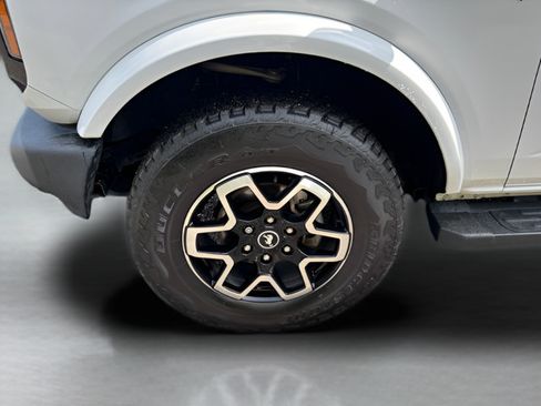 Used 2022 Ford Bronco Outer Banks AWD/4WD image 22