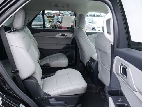 New 2026 Ford Explorer Active AWD/4WD image 25