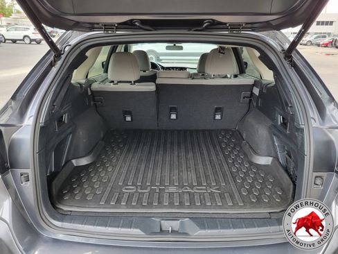 Used 2024 Subaru Outback Premium AWD/4WD image 13