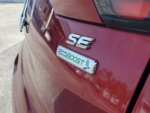 Certified 2017 Ford Escape SE image 6