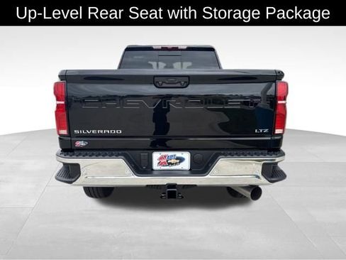 Used 2025 Chevrolet Silverado 2500 LTZ w/ LTZ Convenience Package AWD/4WD image 7