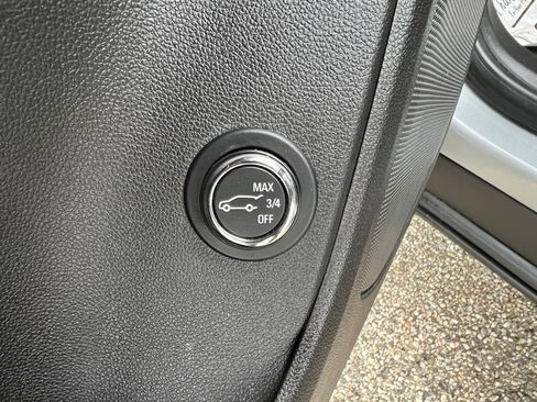 Used 2023 Chevrolet Blazer LT w/ Convenience Package image 27