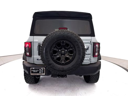 Used 2022 Ford Bronco Wildtrak AWD/4WD image 17
