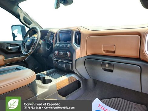 Used 2020 Chevrolet Silverado 2500 High Country AWD/4WD image 29