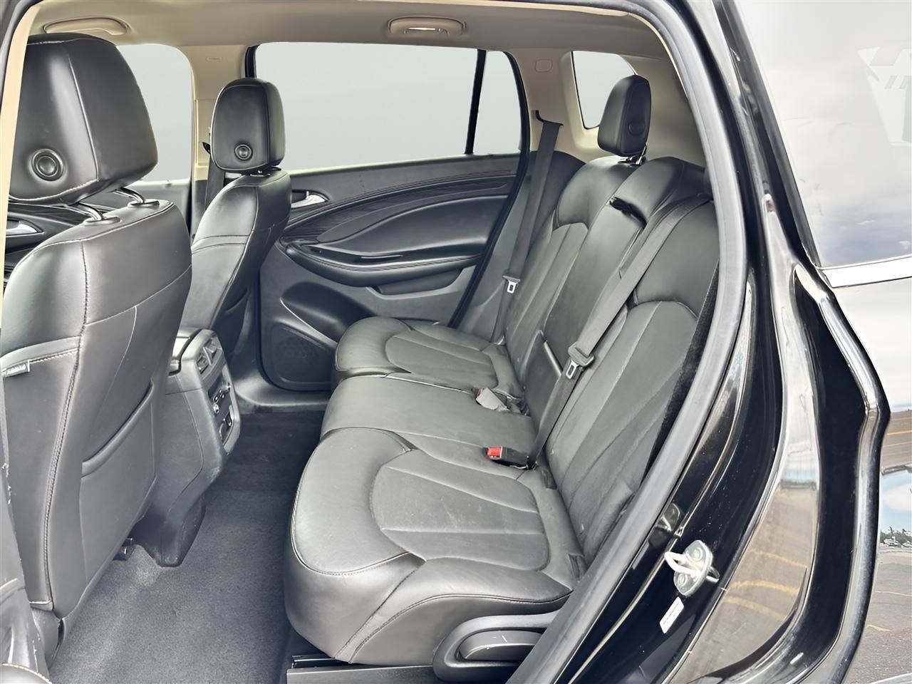 Used 2017 Buick Envision Essence AWD/4WD image 15