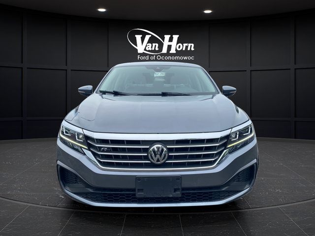 Used 2020 Volkswagen Passat 2.0T R-Line FWD image 2