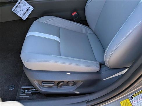 New 2026 Toyota Camry SE image 4