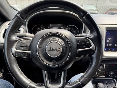 Used 2021 Jeep Compass Latitude AWD/4WD image 13