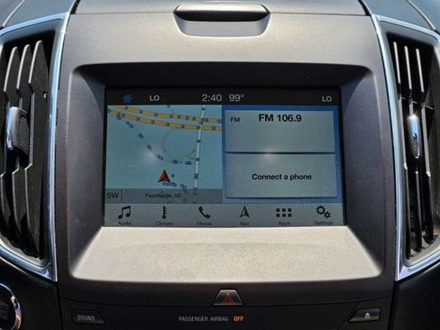 Used 2017 Ford Edge Titanium w/ Equipment Group 301A FWD image 22