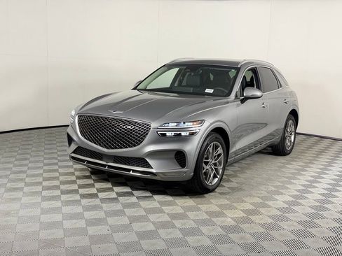 Used 2025 Genesis GV70 2.5T AWD/4WD image 3