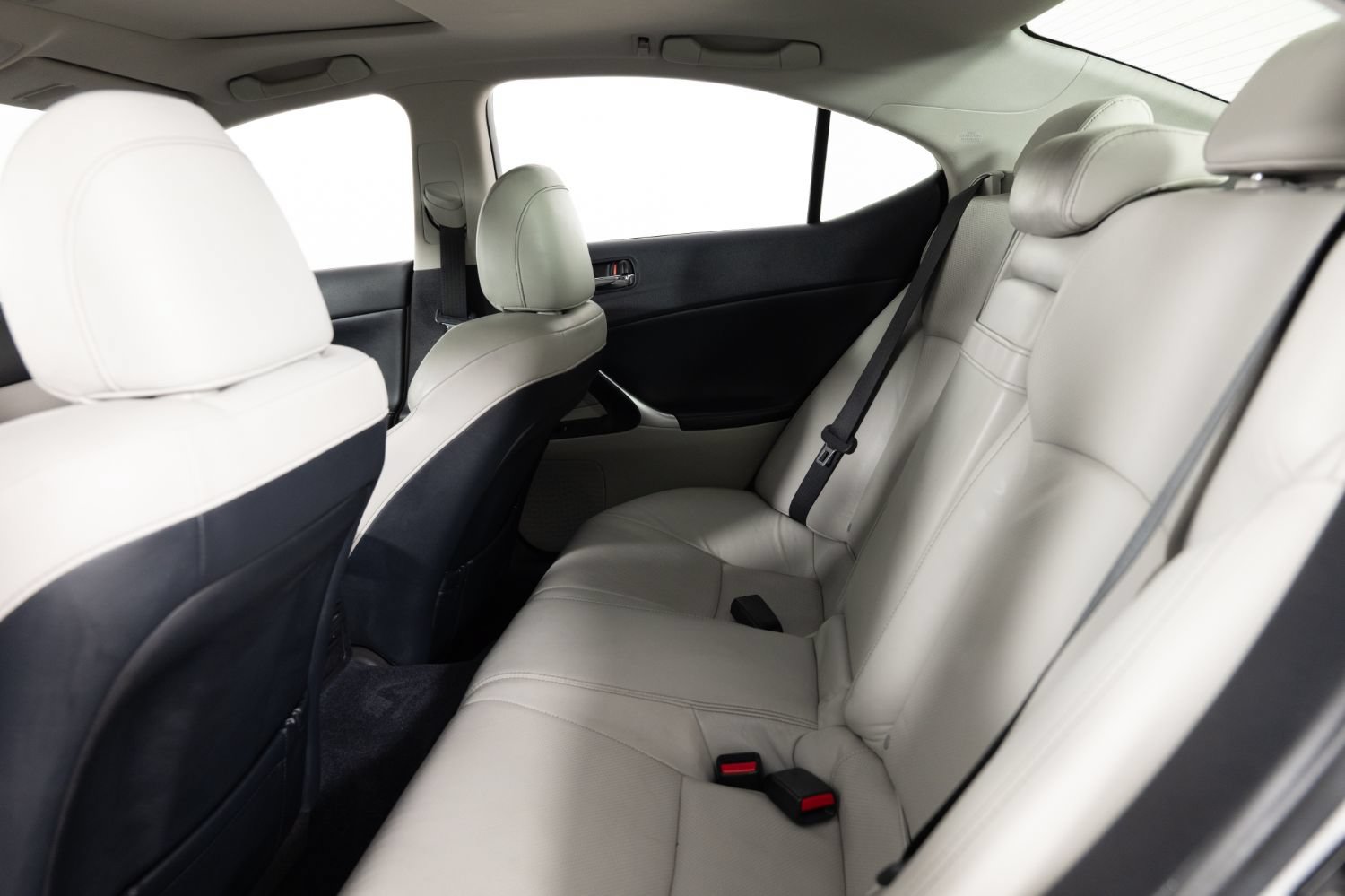 Used 2010 Lexus IS 250 w/ Premium Pkg Value Edition RWD image 18