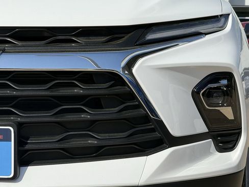 Certified 2024 Chevrolet Blazer LT w/ Convenience Package image 8