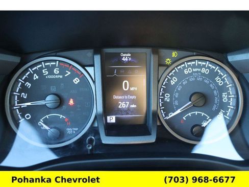 Used 2023 Toyota Tacoma TRD Off-Road image 9