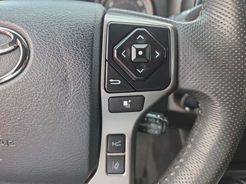 Certified 2019 Toyota Tacoma Limited AWD/4WD image 26
