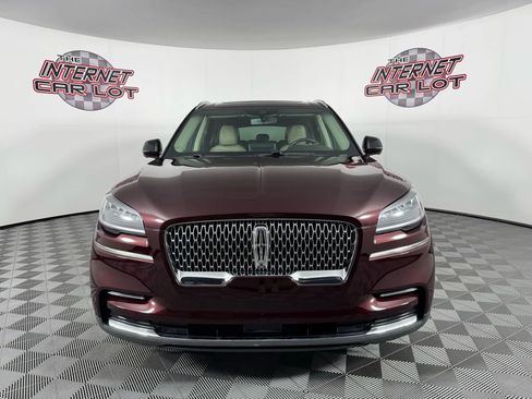 Used 2022 Lincoln Aviator Reserve w/ Elements Package Plus image 2
