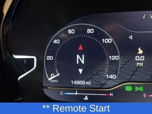 Used 2024 GMC Yukon Denali Ultimate image 17