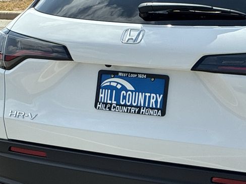 Certified 2027 Honda HR-V LX image 13