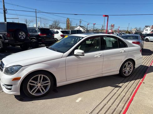 Used 2014 Mercedes-Benz C 300 4MATIC Sedan image 5