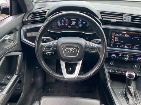 Used 2024 Audi Q3 2.0T Premium w/ Convenience Package AWD/4WD image 4