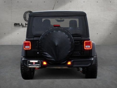 Used 2018 Jeep Wrangler Rubicon image 5