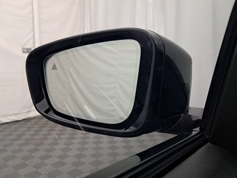 Used 2019 BMW 750i xDrive 750i xDrive Executive, M Sport w/ Executive Package image 17