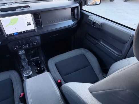 Used 2025 Ford Bronco Big Bend image 13