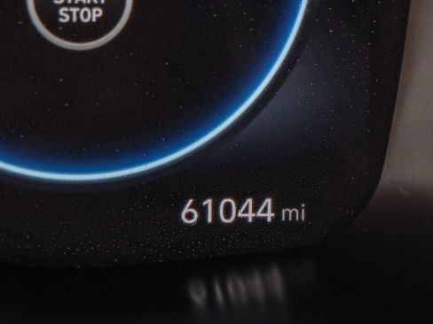 Used 2021 Hyundai Santa Fe SEL w/ Convenience + Premium Package image 16