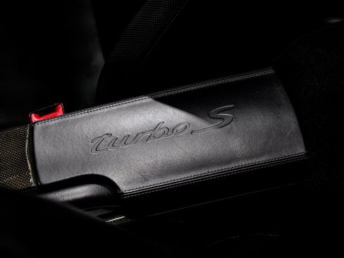 Used 2011 Porsche 911 Turbo S AWD/4WD image 15