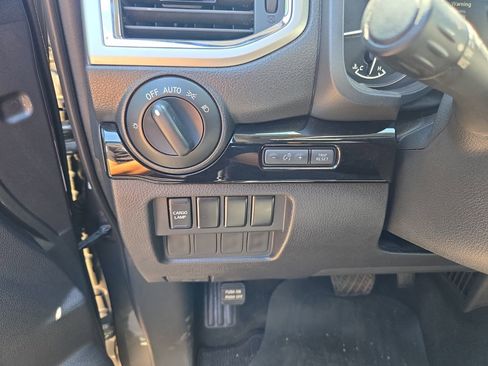 Used 2020 Nissan Titan SV RWD image 15