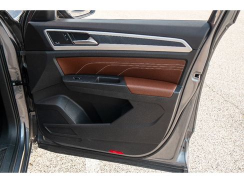 Used 2023 Volkswagen Atlas SEL Premium AWD/4WD image 16