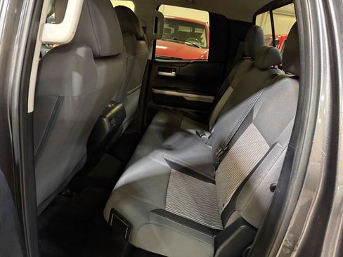 Used 2014 Toyota Tundra SR5 w/ SR5 Upgrade Package image 27