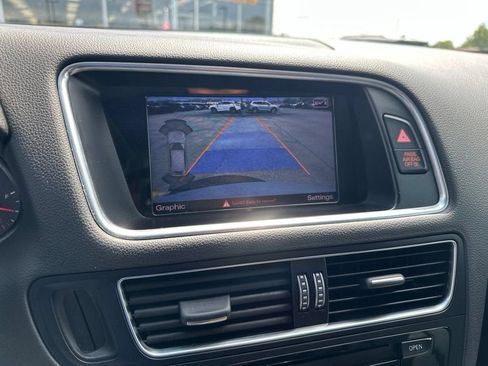 Used 2015 Audi Q5 2.0T Premium Plus w/ Technology Package AWD/4WD image 21