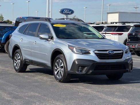 Used 2020 Subaru Outback Premium w/ Popular Package #1 AWD/4WD image 2