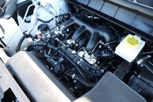 Certified 2025 Nissan Pathfinder SV w/ SV Premium Package FWD image 31