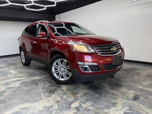 Used 2014 Chevrolet Traverse LT image 12