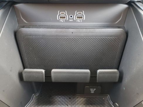 New 2026 RAM 1500 Big Horn AWD/4WD image 16