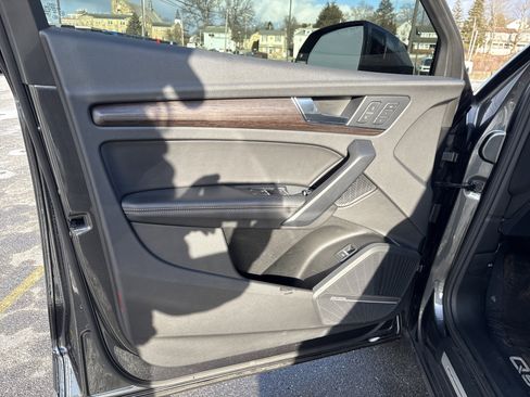 Used 2023 Audi Q5 2.0T Premium Plus w/ Premium Plus Package image 15