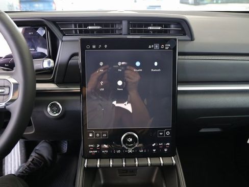 New 2026 GMC Terrain Elevation w/ Elevation Premium Package image 17