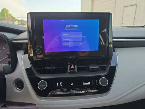 Used 2025 Toyota Corolla SE FWD image 16
