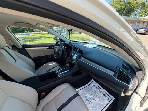 Used 2016 Honda Civic LX image 12