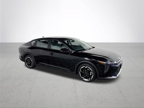 Used 2025 Kia K4 EX FWD image 4