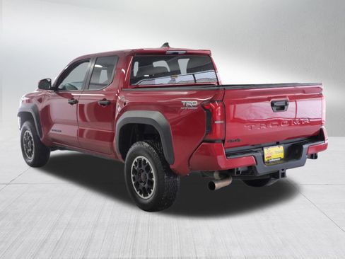 Used 2024 Toyota Tacoma TRD Off-Road image 6