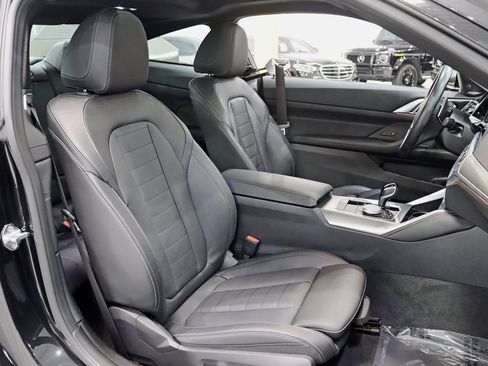 Used 2023 BMW 440i xDrive M440i xDrive w/ Premium Package image 28