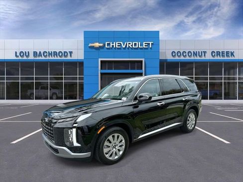 Used 2025 Hyundai Palisade SEL FWD image 4