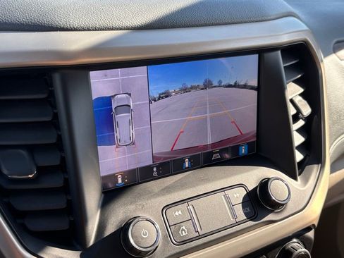 Used 2022 GMC Acadia Denali w/ Denali Technology Package image 21