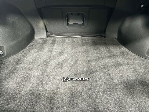 Used 2024 Lexus ES 350 w/ Premium Package image 25