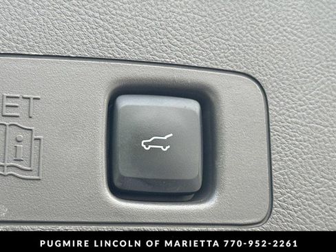 Used 2020 Lincoln Corsair Reserve w/ Appearance Package FWD image 19