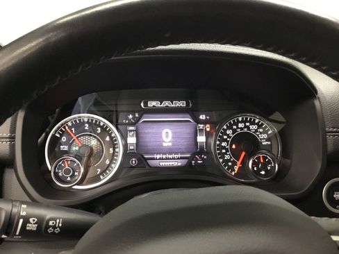 Used 2023 RAM 1500 Laramie AWD/4WD image 16